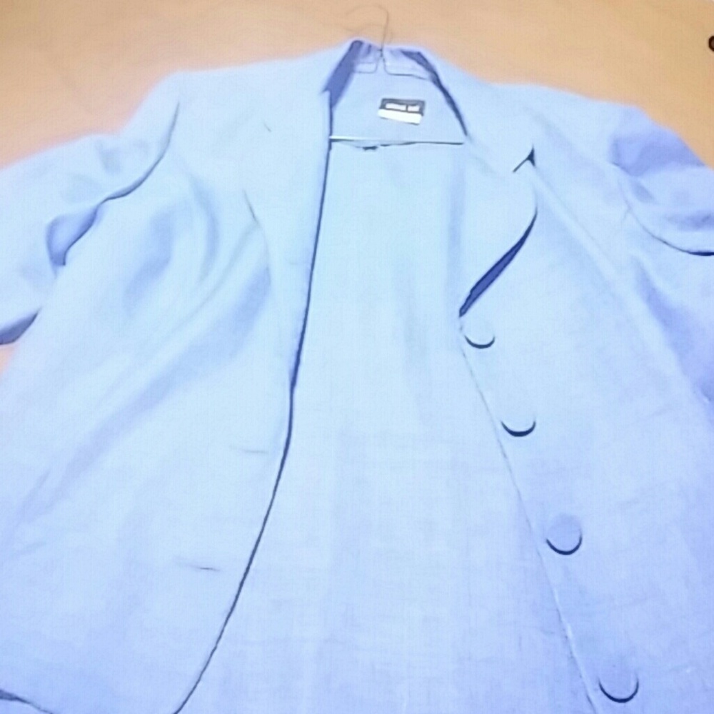 Final sale ! Purple leslie fay suit